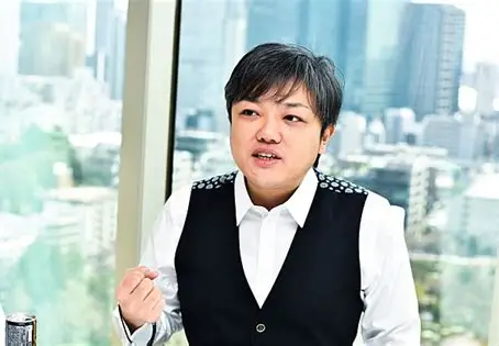 与沢翼